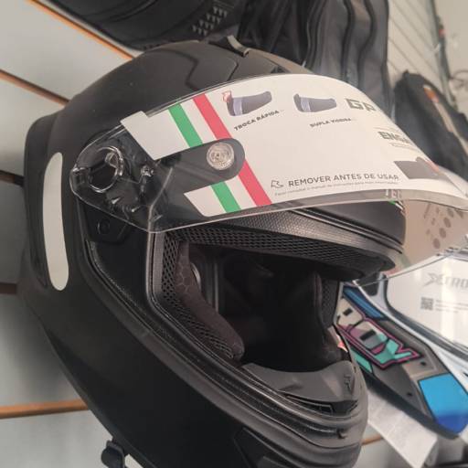 Capacetes de Diversas Marcas e Modelos em Lençóis Paulista por Dimotos