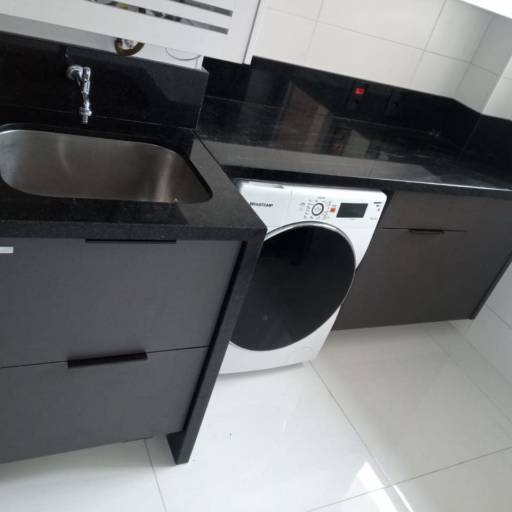 Tanque no Granito Preto Negresco