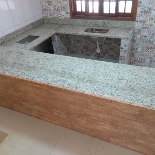 Pia / balcão e Lavatórios no Granito Santa Cecília em Tietê, SP por R.R Marmoraria