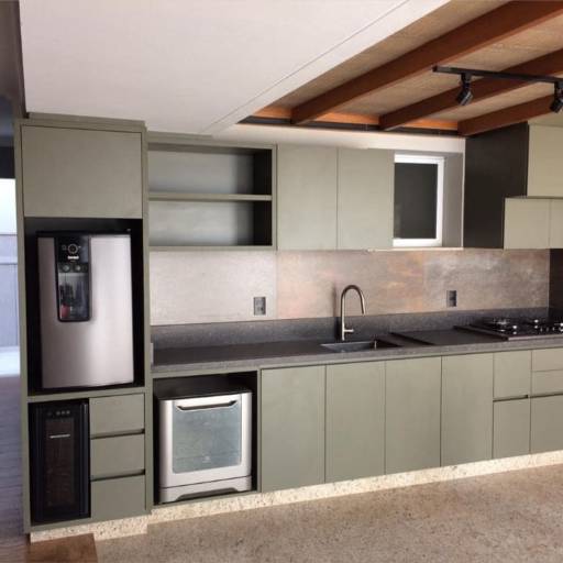 Granito Café Imperial Bhrushed por R.R Marmoraria