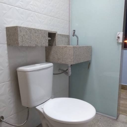 Pia de Banheiro no Granito Branco Siena por R.R Marmoraria