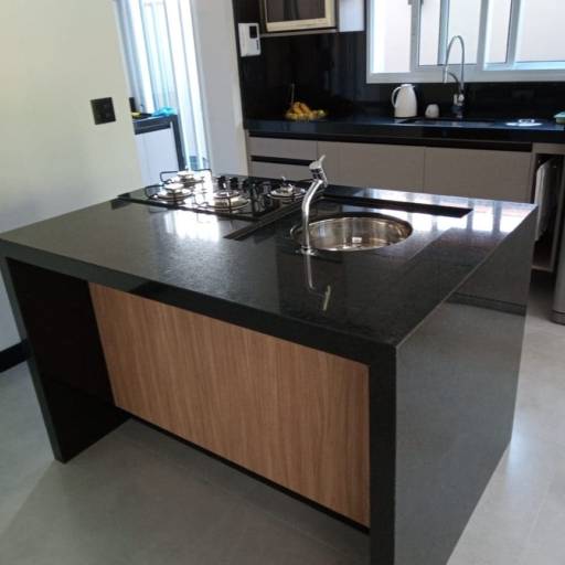 Pia/Balcão/ilha no Granito Preto São Gabriel