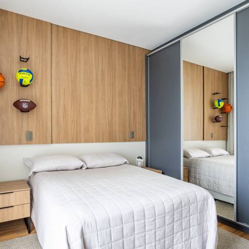 Quartos Planejados no Ninho Verde II – Conforto Sob Medida por THRE3 - Estúdio de Design