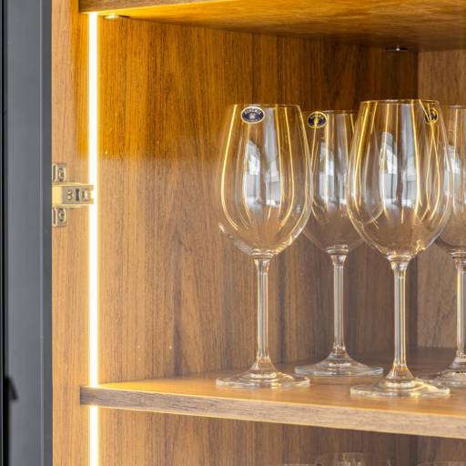 Bar Planejados no Ninho Verde II – Design Funcional por THRE3 - Estúdio de Design