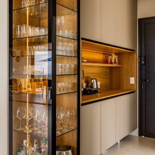 Cozinhas e Espaços Gourmet no Ninho Verde II por THRE3 - Estúdio de Design