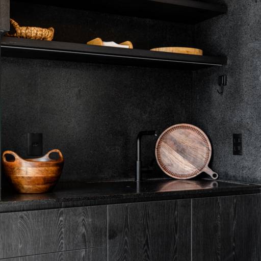 Cozinhas e Espaços Gourmet no Ninho Verde II por THRE3 - Estúdio de Design