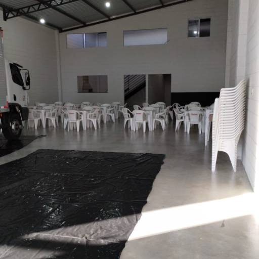 Espaço para locação  por Lig Chopp Germânia