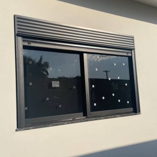 Janela com Persiana Automatizada em Tatuí - Conforto e Praticidade para seu Ambiente