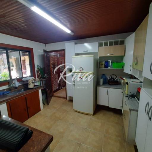 Linda Chácara ao lado da Al. Lucas – Atibaia/SP por Riva Imóveis a Venda Atibaia