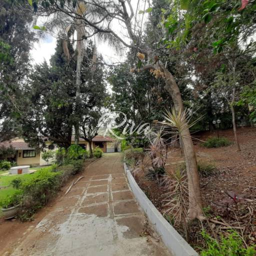 Linda Chácara ao lado da Al. Lucas – Atibaia/SP por Riva Imóveis a Venda Atibaia