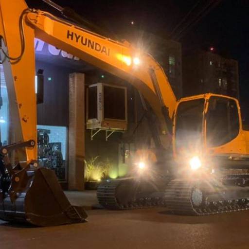  Locação de Escavadeira por Lucano Terraplanagem e Pavimentação