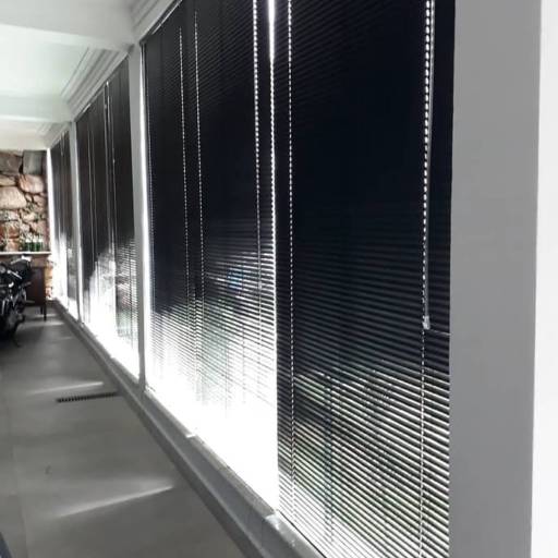Persianas Horizontais em Machado MG – Proteção e Estilo por Art Cortinas Mg