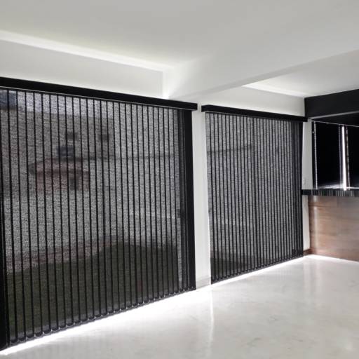 Persiana Vertical em Machado MG – Clássica e Funcional por Art Cortinas Mg