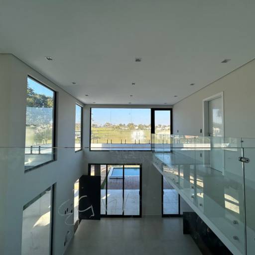  Esquadrias e Vidro - Estilo e Durabilidade em Riviera de Santa Cristina XIII/SP por GPOAS