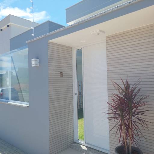 CASA À VENDA - Royal Garden- Aracruz ES por Solo Real