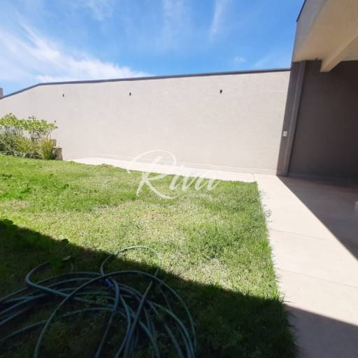 Casa à Venda no Jardim do Lago - Atibaia/SP por Riva Imóveis a Venda Atibaia