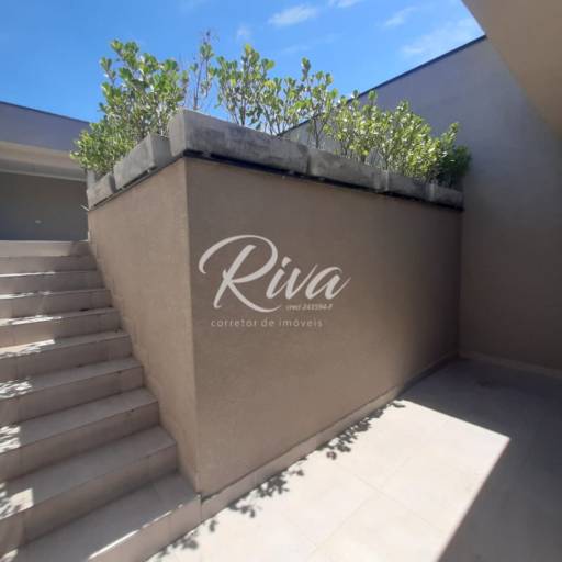 Casa à Venda no Jardim do Lago - Atibaia/SP por Riva Imóveis a Venda Atibaia