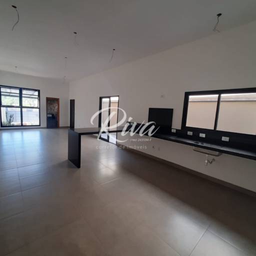 Casa à Venda no Jardim do Lago - Atibaia/SP por Riva Imóveis a Venda Atibaia