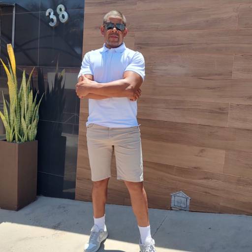 Roupas e Acessórios em São Manuel: Polo e Bermuda Brim Elegantes por Sivest