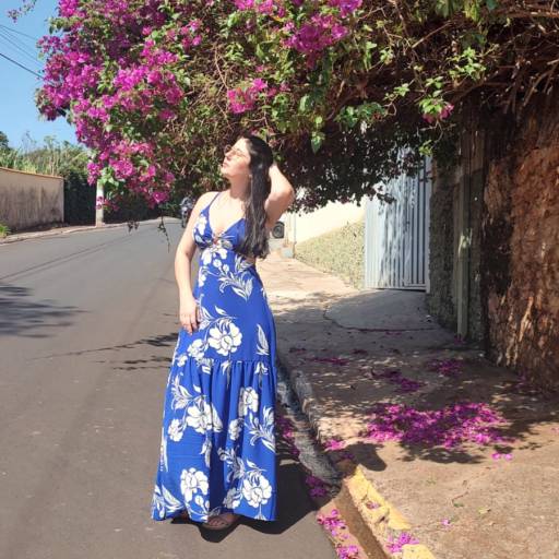 Roupas e Acessórios Sivest São Manuel: Vestido com Bojo e Ajuste por Sivest