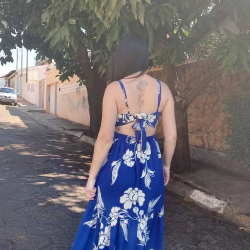 Roupas e Acessórios Sivest São Manuel: Vestido com Bojo e Ajuste por Sivest