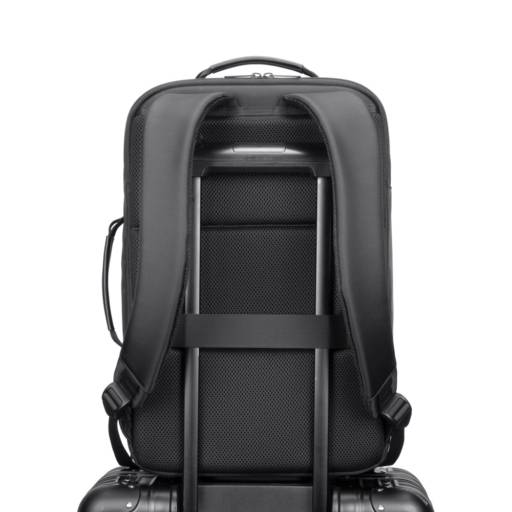 14865 Mochila de Poliéster USB 27 Litros em São José do Rio Preto, SP por Public Gráfica e Brindes