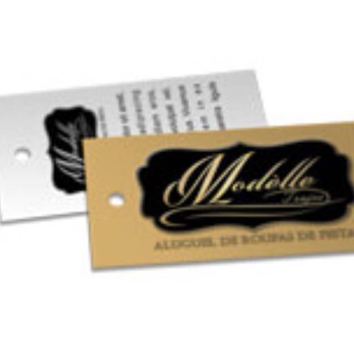 TAG PADRÃO FURO - COUCHÊ 250G - VERNIZ UV TOTAL FRENTE em São José do Rio Preto, SP por Public Gráfica e Brindes