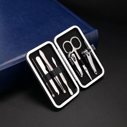 01361B Kit Manicure 7 Peças em São José do Rio Preto, SP por Public Gráfica e Brindes