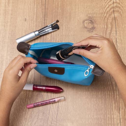 18516 Necessaire Poliéster Impermeável em São José do Rio Preto, SP por Public Gráfica e Brindes