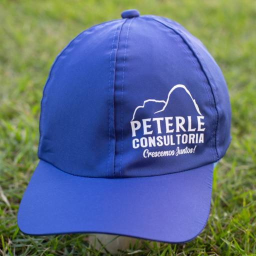 Boné Modelo Jockey  em São José do Rio Preto, SP por Public Gráfica e Brindes