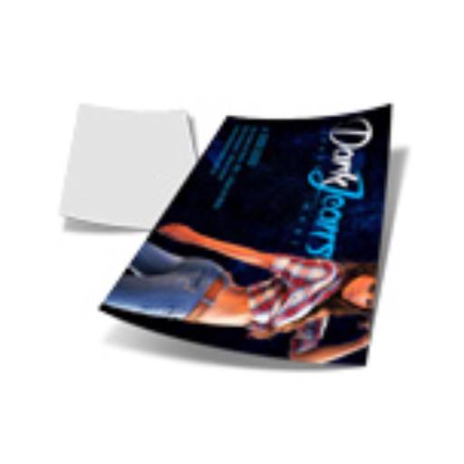 PANFLETOS, FLYERS E FOLHETOS APERGAMINHADO 150G em São José do Rio Preto, SP por Public Gráfica e Brindes