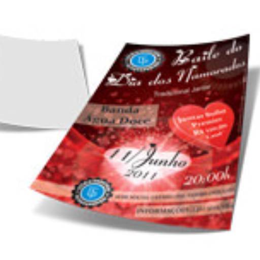 PANFLETOS, FLYERS E FOLHETOS APERGAMINHADO 150G em São José do Rio Preto, SP por Public Gráfica e Brindes