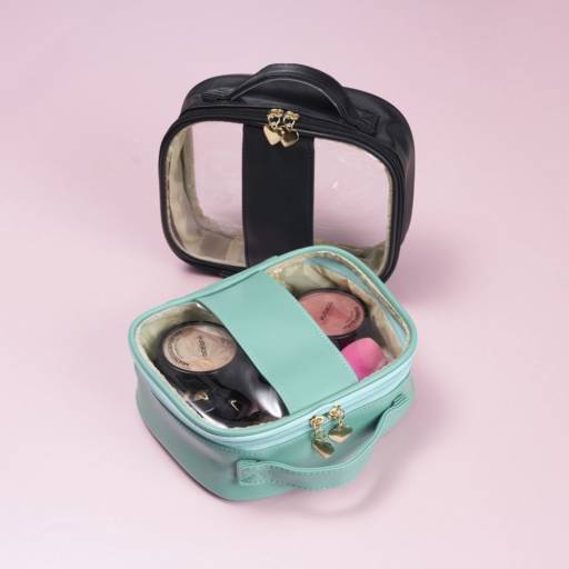 18647P Necessaire PVC Impermeável em São José do Rio Preto, SP por Public Gráfica e Brindes