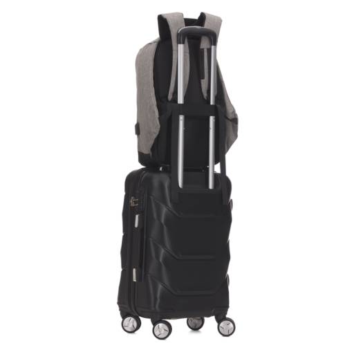 14290 Mochila Poliéster Anti-Furto USB em São José do Rio Preto, SP por Public Gráfica e Brindes