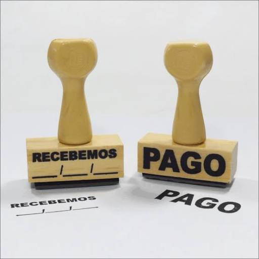 Carimbos Personalizados de Madeiras por Public Gráfica e Brindes