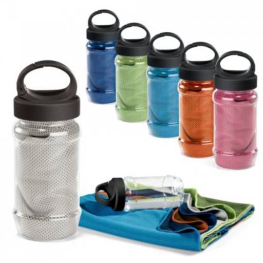 Kit toalha e garrafa 99967 ARTX PLUS. em São José do Rio Preto, SP por Public Gráfica e Brindes