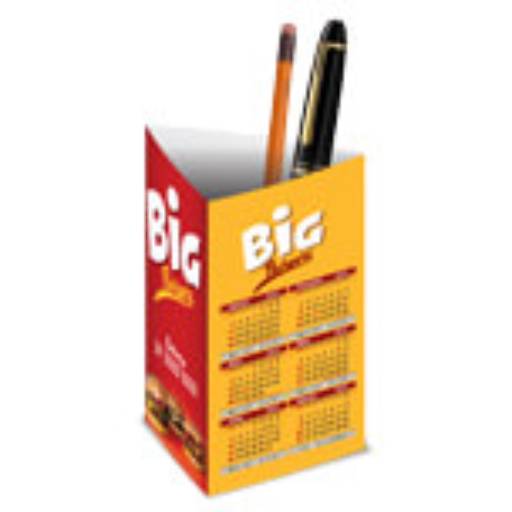 CALENDÁRIO DE MESA PORTA CANETAS VERTICAL COUCHÊ 300G em São José do Rio Preto, SP por Public Gráfica e Brindes