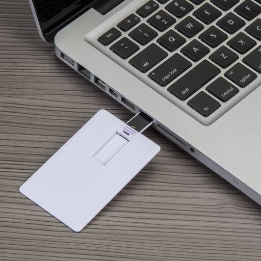 12098 Carcaça Pen Card em São José do Rio Preto, SP por Public Gráfica e Brindes