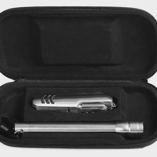 Kit Lanterna, Canivete E Acessórios - 2 Pçs LN-00900 em São José do Rio Preto, SP por Public Gráfica e Brindes