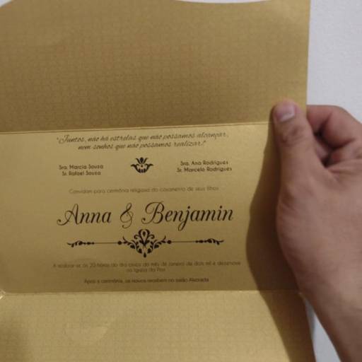 Convites de Casamento e Aniversário por Public Gráfica e Brindes