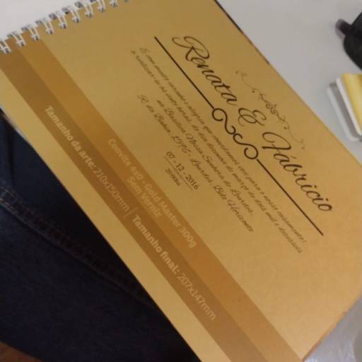 Convites de Casamento e Aniversário por Public Gráfica e Brindes