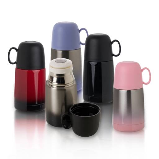 18699 Garrafa Térmica 250ml em São José do Rio Preto, SP por Public Gráfica e Brindes