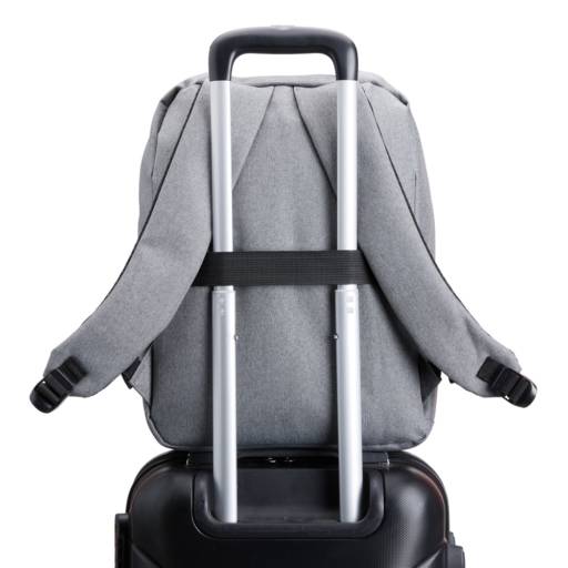 01353 Mochila de Nylon 21 Litros em São José do Rio Preto, SP por Public Gráfica e Brindes