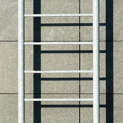 Escada de Fibra 7m – Aluguel de Equipamentos em Nova Lima