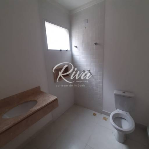 Casa à Venda no Jardim do Lago - Atibaia/SP por Riva Imóveis a Venda Atibaia