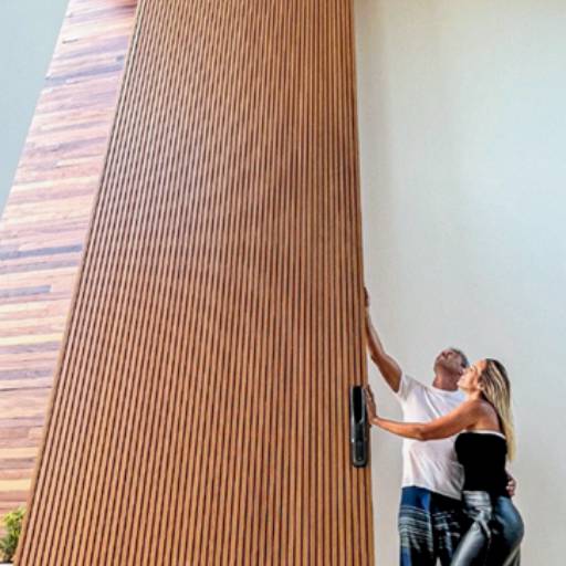 Portas de LAMBRIL RIPADO FECHADO em Ninho Verde II Eco Residence, SP