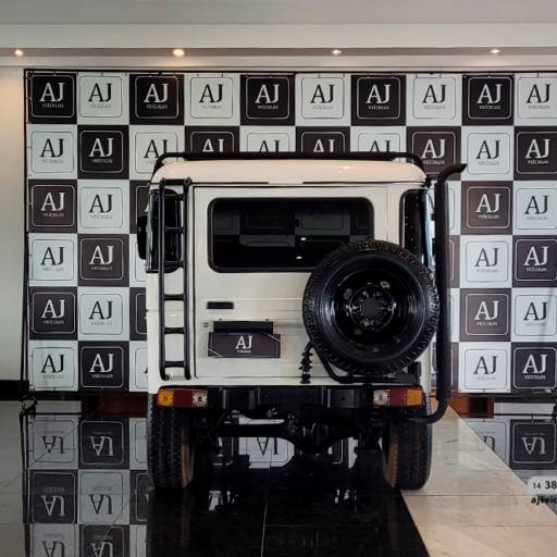 TOYOTA BANDEIRANTE 3.7 4X4 DIESEL TETO RÍGIDO- 1996 em Botucatu, SP por AJ Veículos
