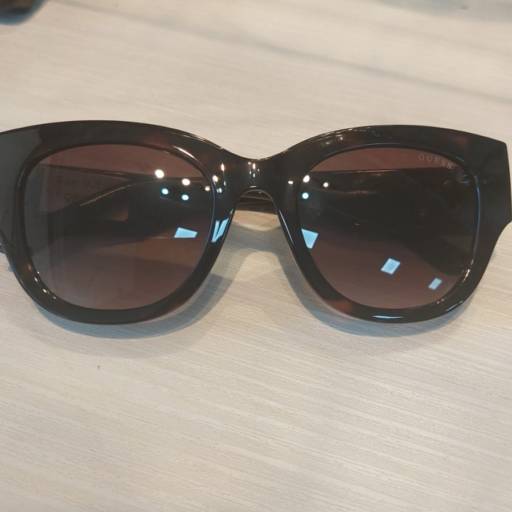 Óculos de sol Guess GU7680 Tartaruga