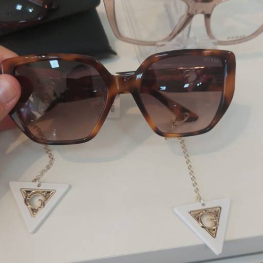Óculos de sol Guess GU7892