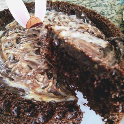 Bolo funcional de cacau com cobertura de brigadeiro fake mesclado (ninho e cacau 100%) em Jundiaí, SP por Sweet Fit Jundiaí